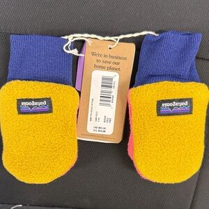Patagonia Pita pocket -Yellow, Blue and Coral Infant Mittens